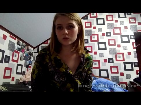 ❤️ Juna blonda studento el Rusio ŝatas pli grandajn dikojn. Malmola porno ĉe porno eo.sexvideogif.ru ️❤